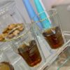 ⁦כוס דופן כפולה ארוכה פס זהב 350 מ"ל⁩ – תמונה ⁦2⁩